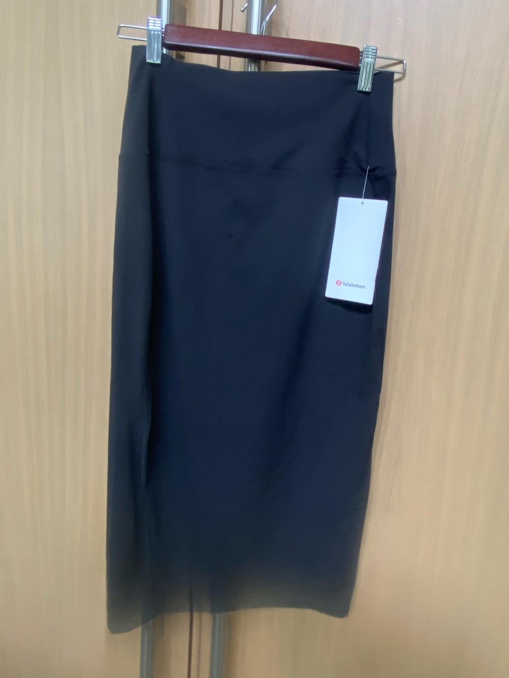 lululemon athletica Black Pencil Skirt Size 8
